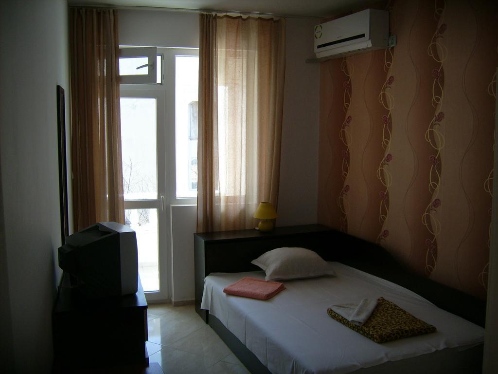 Hotel Pasians 帕莫瑞 外观 照片