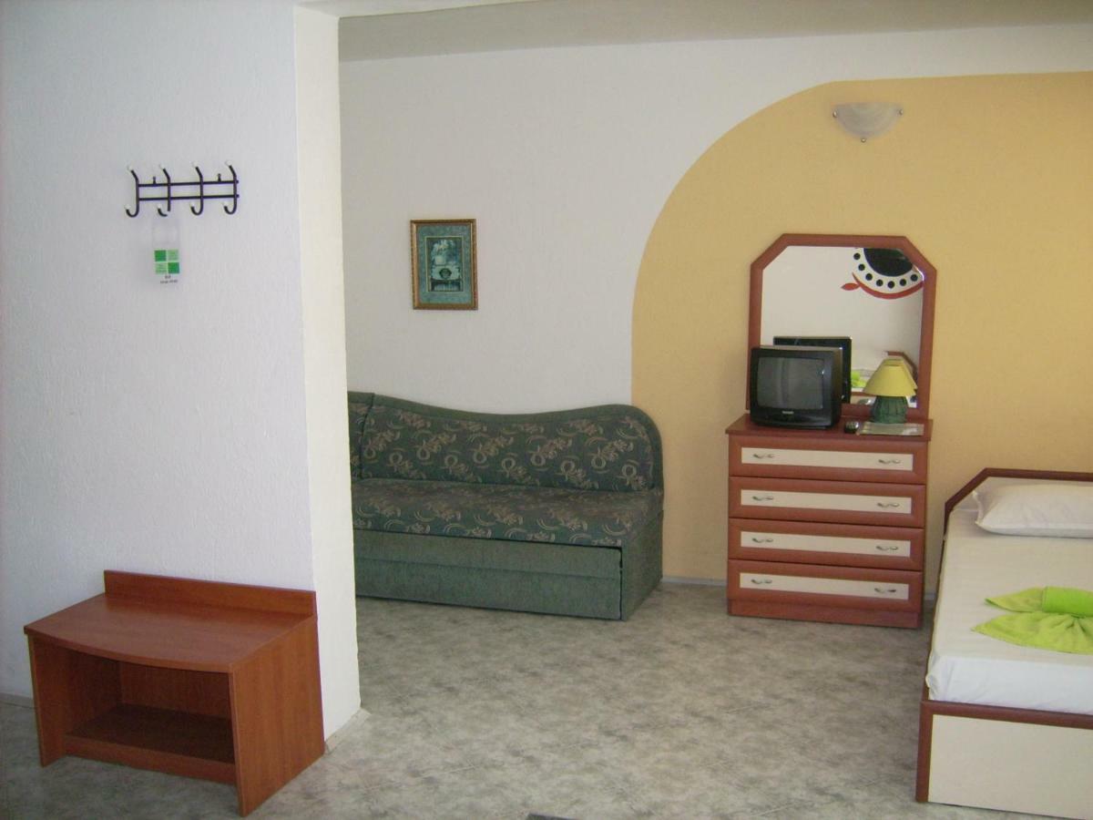 Hotel Pasians 帕莫瑞 外观 照片